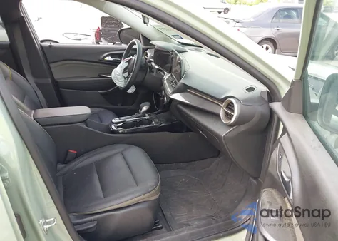 2024 Chevrolet Trax Fwd Activ z USA, uszkodzony, nr VIN KL77LKE21RC086696